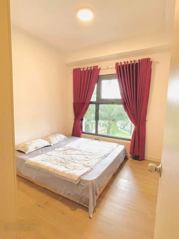 Chính chủ bán 2 ngủ Westbay Ecopark. Giá 1,8 tỷ bao phí, nhà đủ đồ. LH 0979 981 ***
