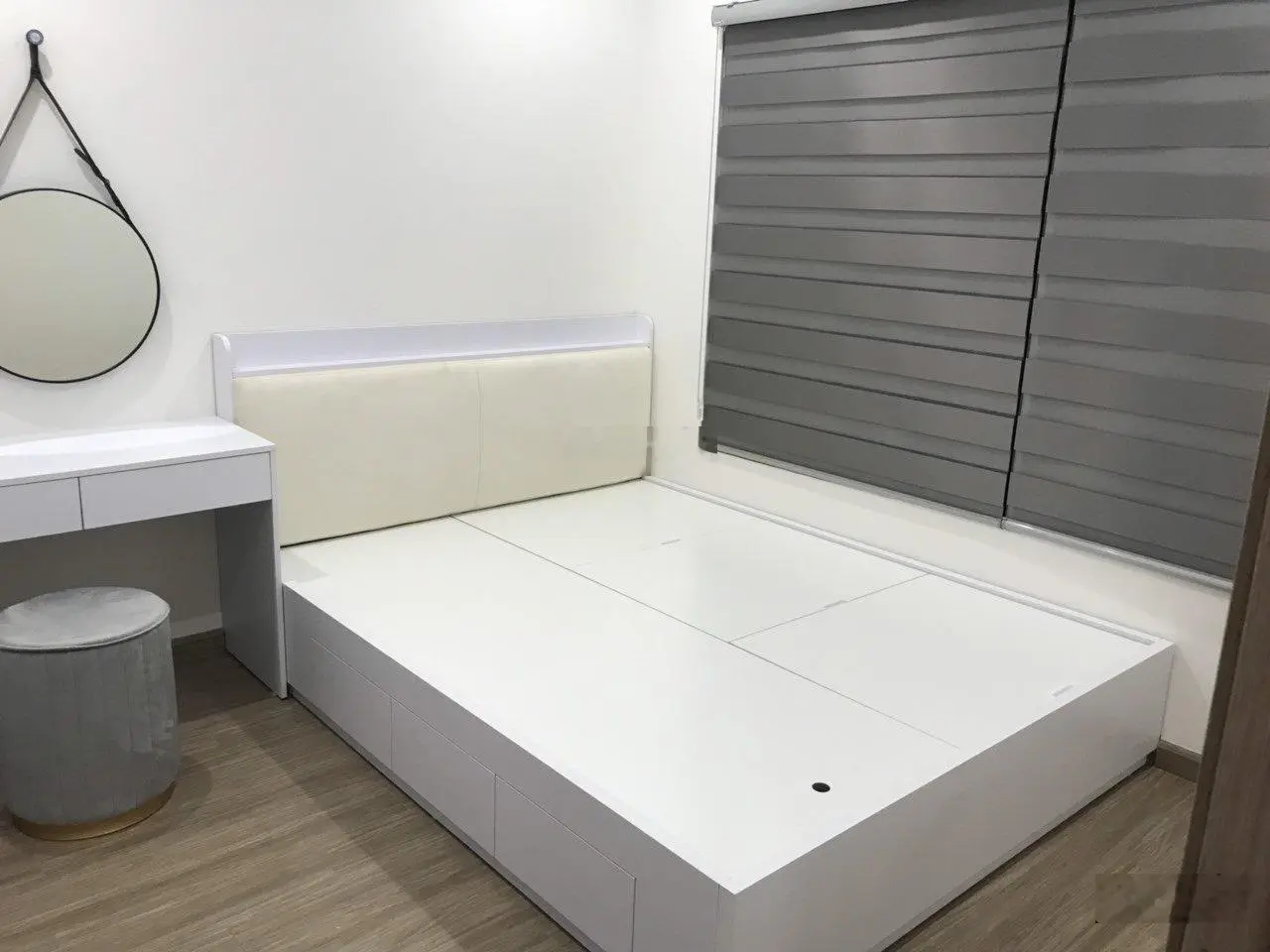 Chủ nhà gửi bán nhanh căn hộ 2PN+1 GÓC 70m2 Full Nội Thất Chỉ với 2.9 tỷ Tại Vinhomes Ocean Park