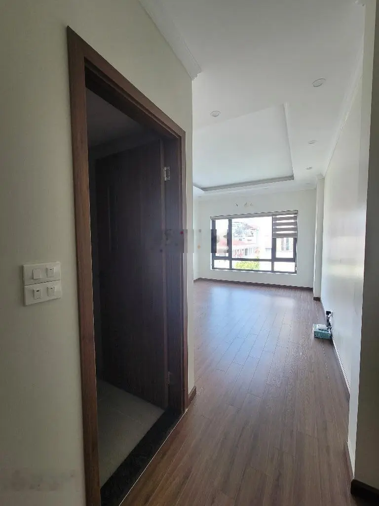 Bán nhà riêng 45m2, 11,3 tỷ tại Hoàng Như Tiếp, Bồ Đề, Long Biên, Hà Nội, đẹp, nhiều tiện ích