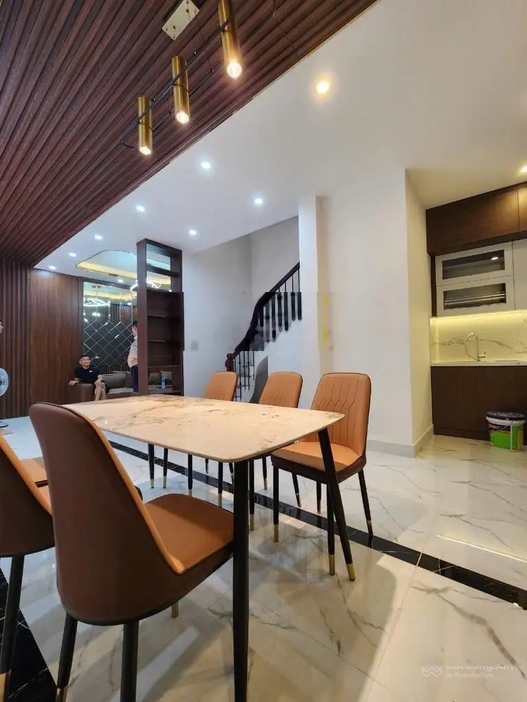 Vương thừa vũ - ô tô tránh sát nhà - khu quân đội - dt: 50m2; mt: 8.6 m - nhỉnh 10 tỷ