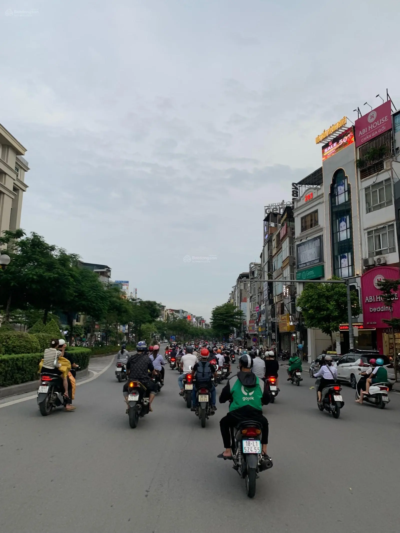 Hot! phố Thái Hà - Đống Đa. 7 tầng thang máy, kinh doanh, văn phòng đỉnh. duy nhất 1 căn bán