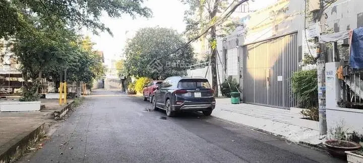 Bán đất tặng dãy trọ 10x20m2 đường ôtô né nhau Hiệp Bình Phước, Thủ Đức