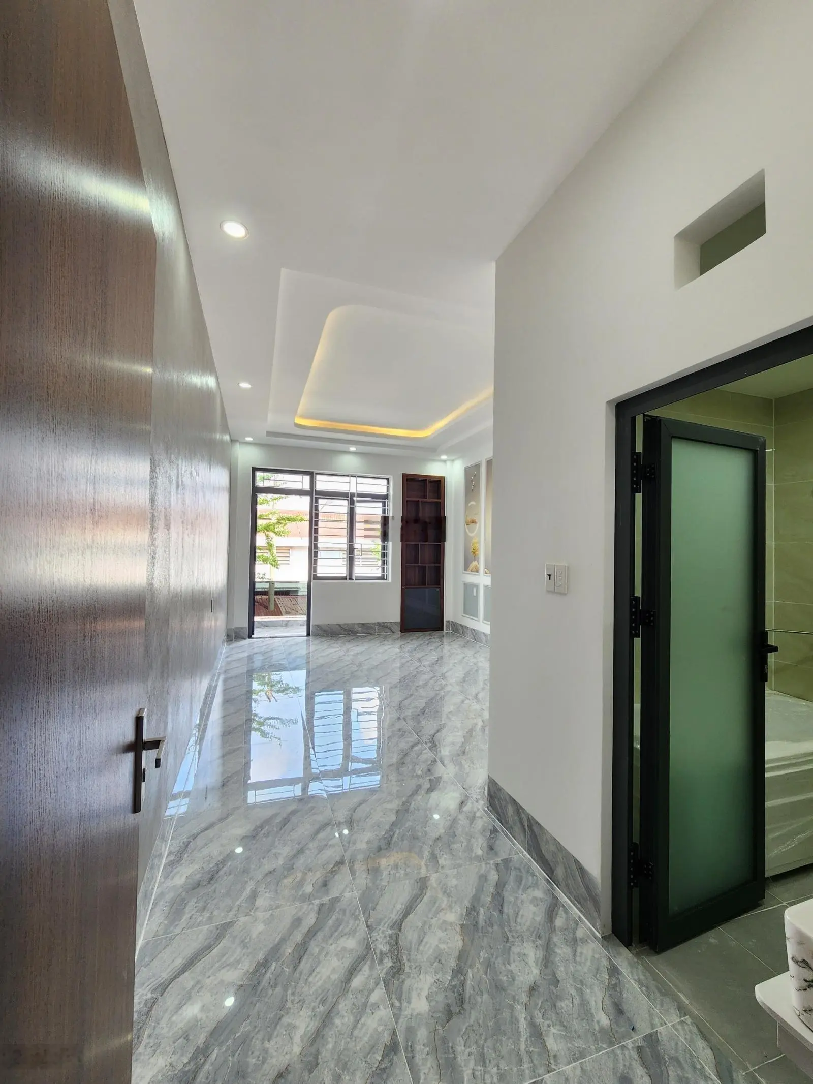 3,68 tỷ TL - 63m2(4x16m) cách chợ Phú Phong 200m bán nhà MTKD KDC gần ngã tư Miếu Ông Cù