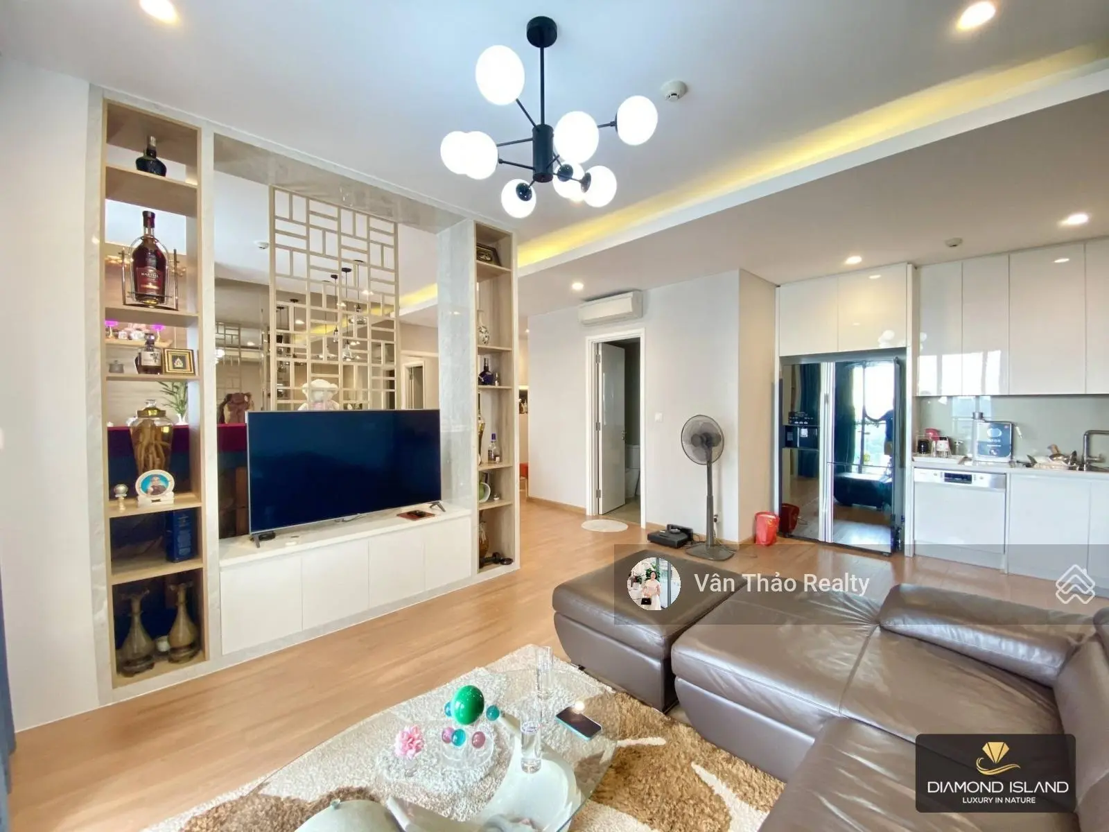 (Tầm nhìn xuất sắc) Căn hộ 3PN 143m2 - cỡ lớn view sông, Landmark 81, Bitexco ngay Quận 2