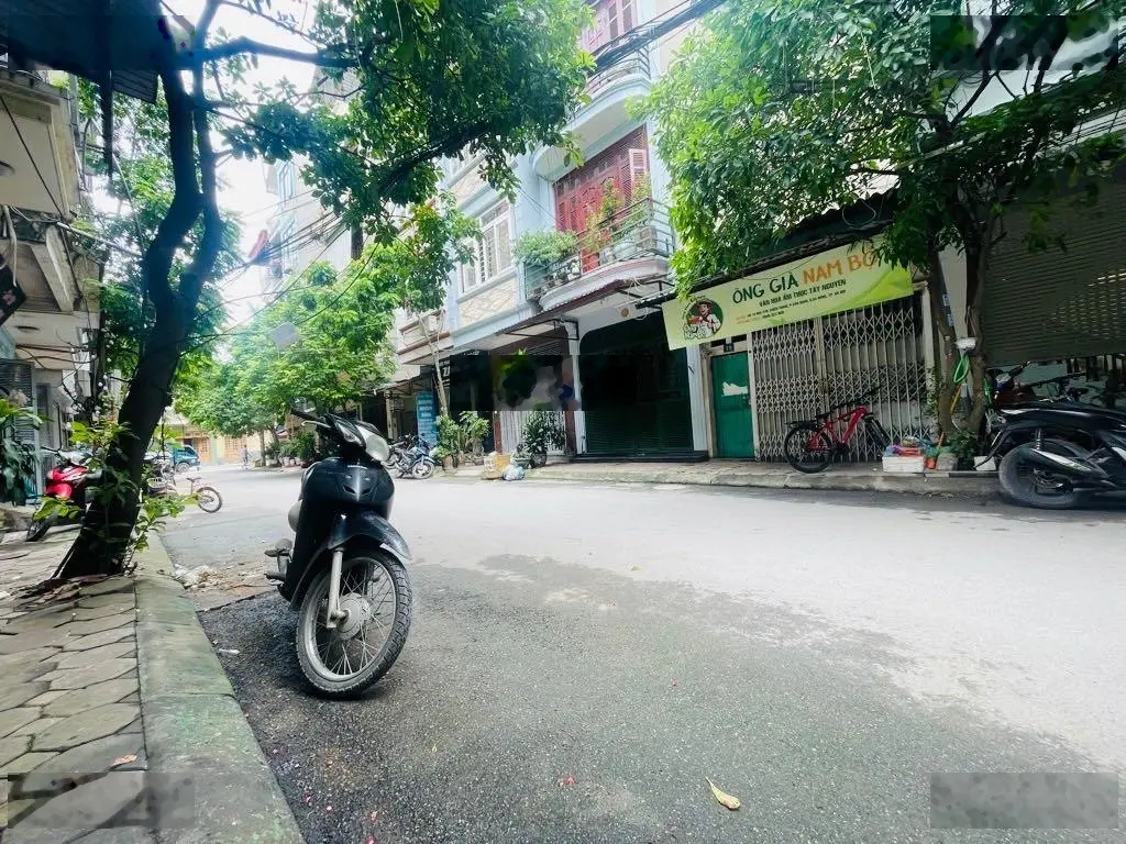 Phân lô vỉa hè ô tô tránh - gần mặt phố Chiến Thắng - dân xây kiên cố chắc chắn, 40m2 chỉ 10.1tỷ