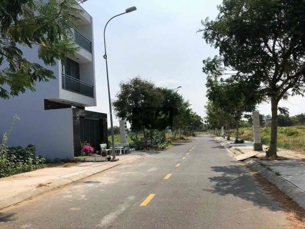 Nền đất KDC Ngay Cầu Cần Giuộc siêu đẹp giá rẻ 1ty600tr .