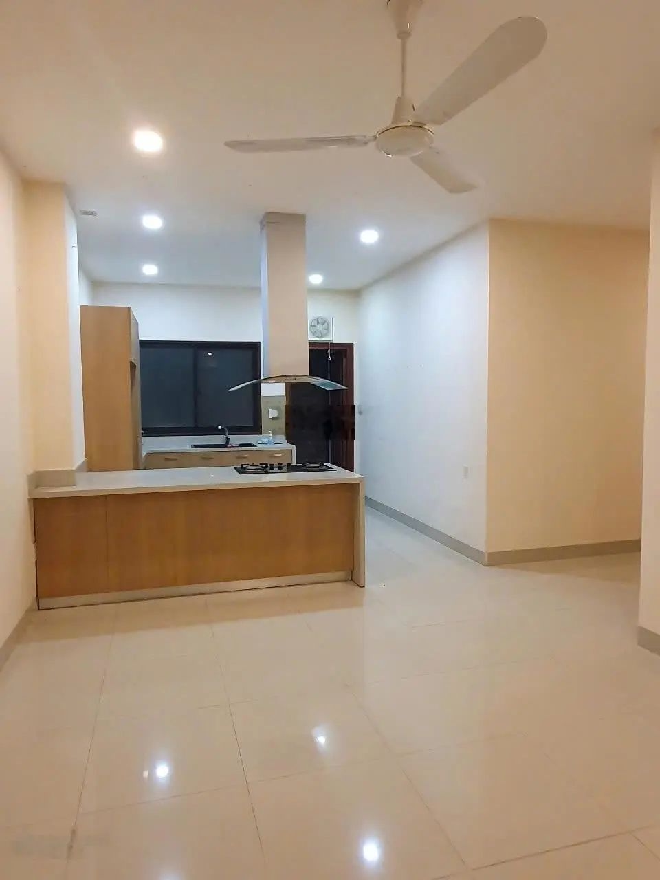 Bán nhà 4 tầng đường Âu Cơ Phường Tân Tiến Nha Trang