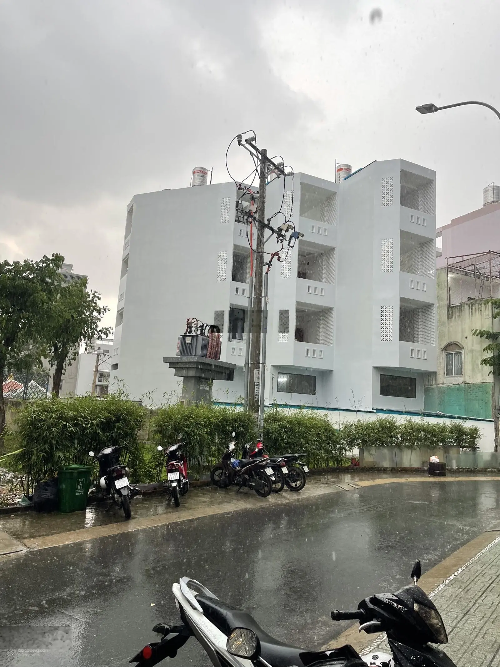 Nhà mới xây 2024 hẻm ô tô phan huy ích gò vấp btct 5 tầng thang máy