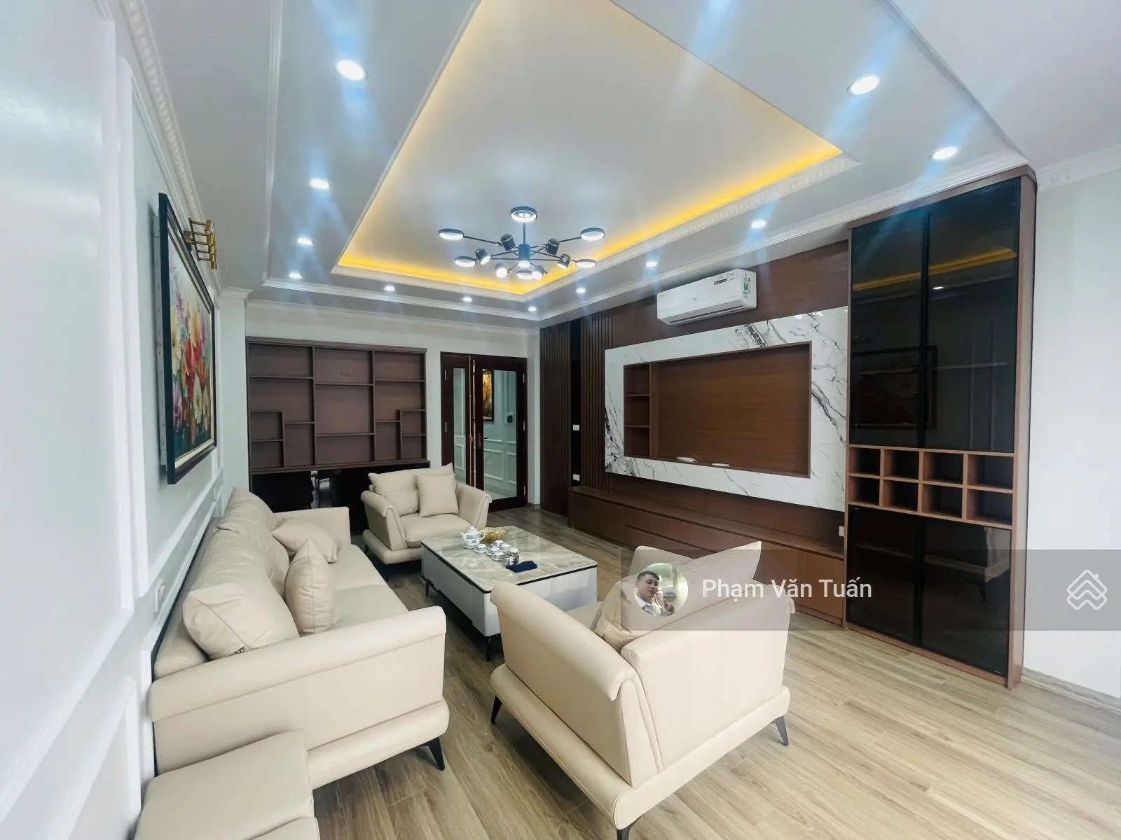 Nhà cực đẹp 68m2x8T thang máy. Phân lô - ô tô vào nhà, cạnh KĐT Ciputra phố Võ Chí Công, Phú Thượng