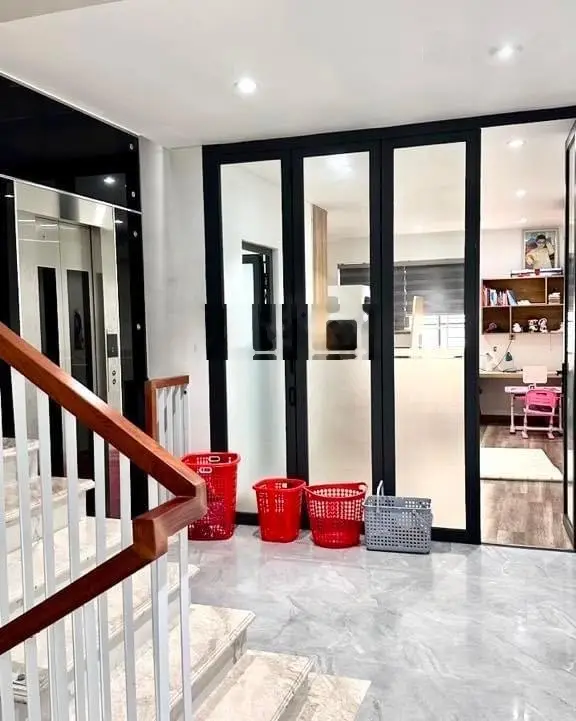 Chỉ cần bỏ ra 1/3 số tiền sở hữu ngay Đ. Bàn Cờ Q3 Shr 3Pn 3Wc gọi ngay cho e 0378 718 ***