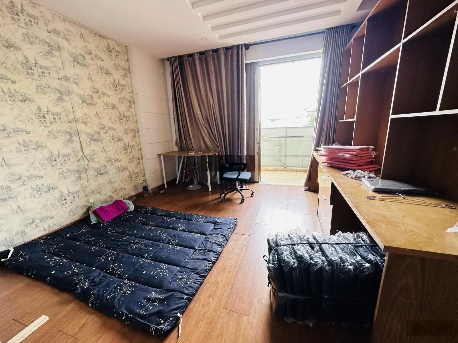 Hoàng Diệu 2-Nhà 4 Tầng (5x17.5) HimLam Hải Sơn Cực đẹp Đường 12m có Công viên, vỉa hè - TN35Tr/thg