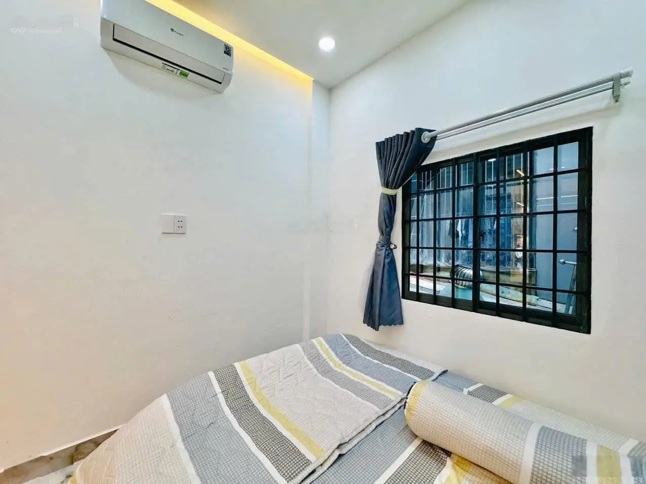 Hàng Hiếm Nguyễn Du P7 3tầng 4pn 5wc 3x14m cách MT chỉ 60m full Nội Thất