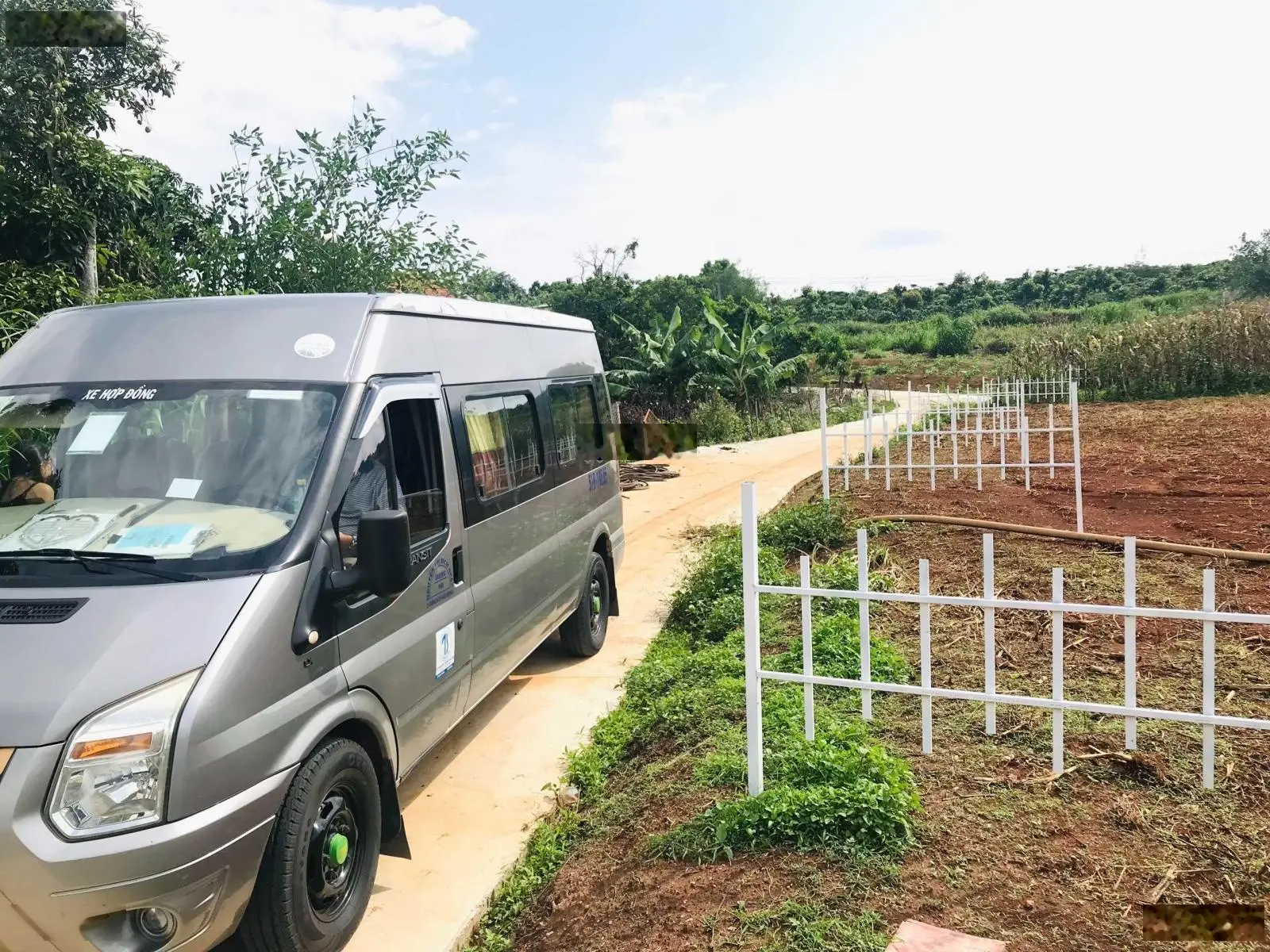 Đất Đông Thanh 2 lô liền kề sẵn sổ, thổ cư. Giá 800-850 triệu/sổ. Cách chợ Đà Lạt 31phút di chuyển