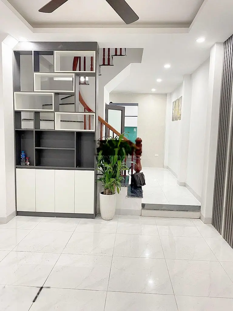 BẮC TỪ LIÊM , ngay trục đường 32 , sát tây thăng long , 5 tầng ,mt4,3 . Giá chào 4,7 tỷ