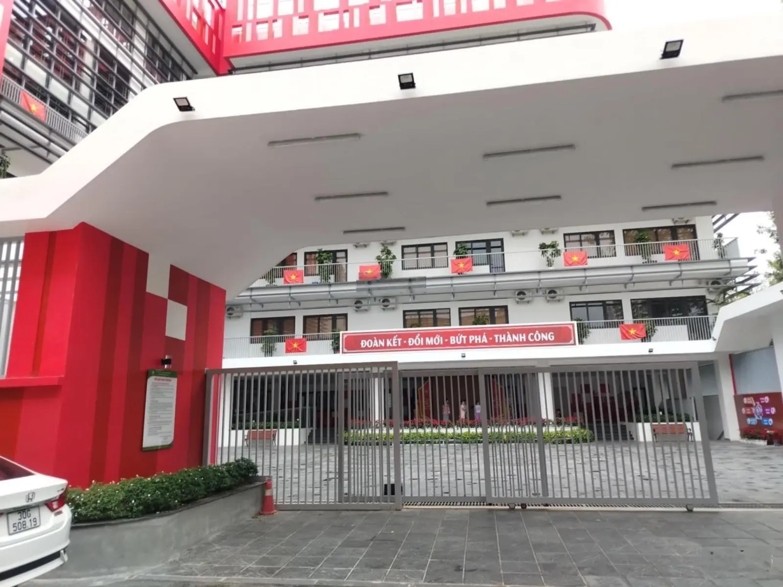 *cực hiếm* nhà ngọc lâm oto tránh- kinh doanh - 50m2- 4 tầng - gần vườn hoa- sát trường học !!