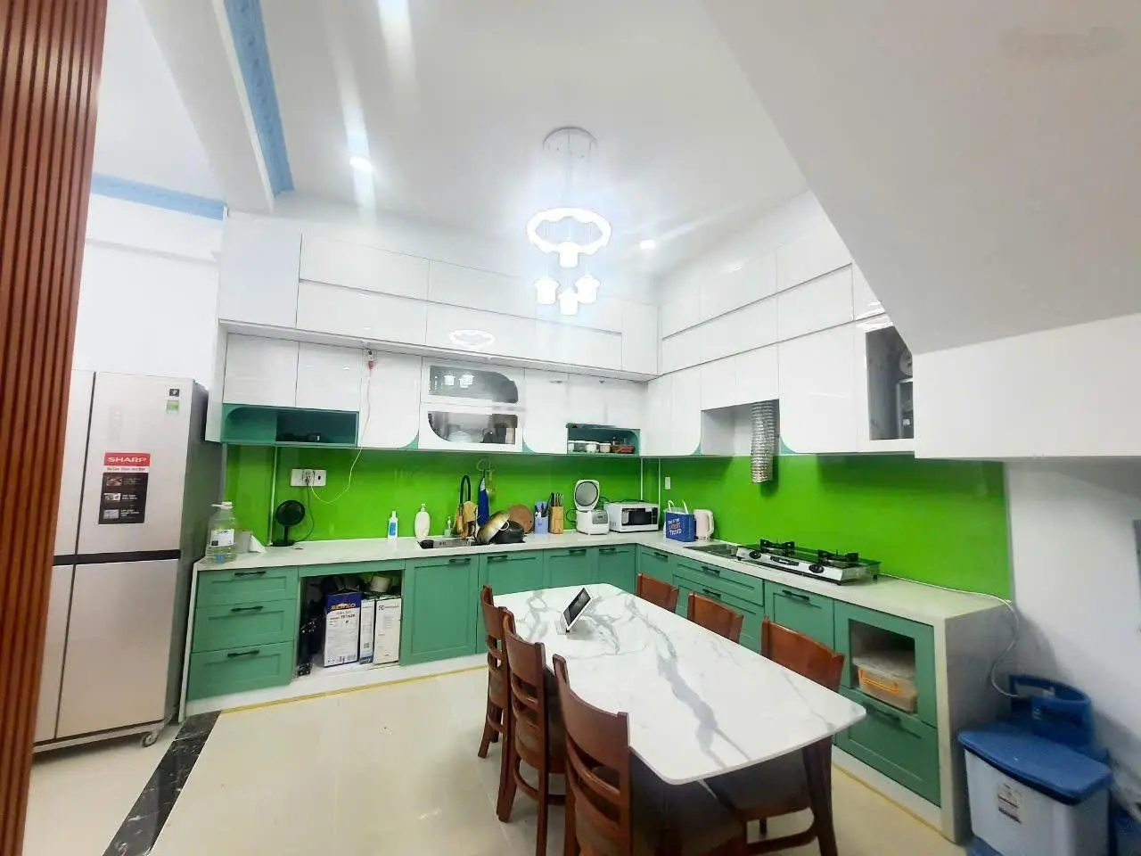 Bán Nhà vị trí đẹp 2 mặt hẻm xe ô tô đậu trong nhà, hẻm sau 3m đường Phạm Thế Hiển P5 Q8