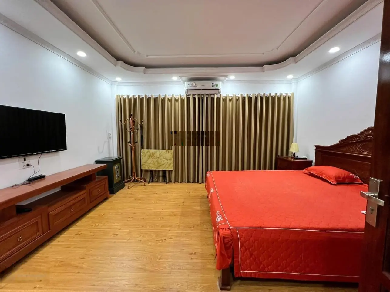 Bán GẤP- Siêu phầm - Cát Linh - Đống Đa - Thang Máy- Nhà Đẹp - Dt :34m2/7tầng/4,8mMT*Nhỉnh 9 tỷ