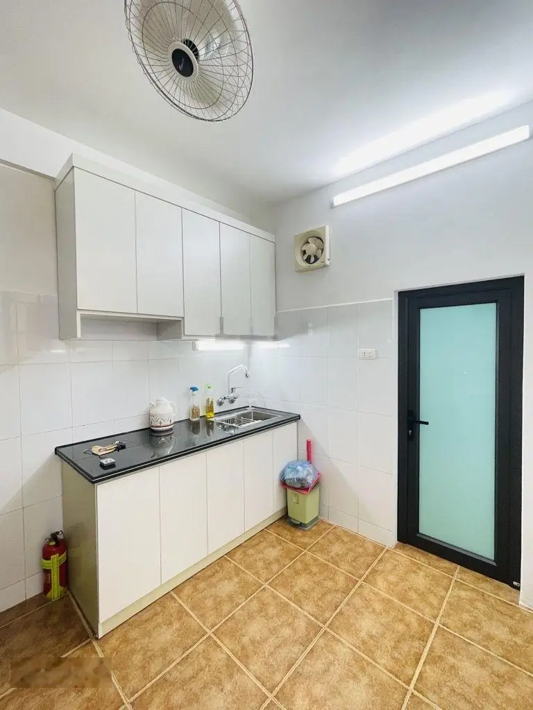 Bán căn TT Phạm Ngọc Thạch - Đống Đa - nội thất cơ bản - ở sướng - DT 45m2 giá 2.98tỷ