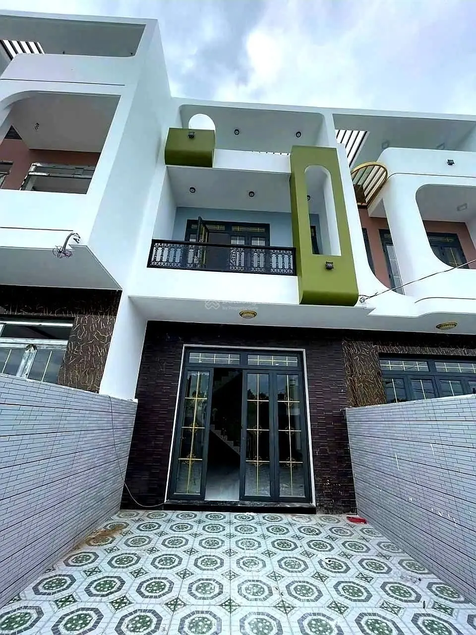 Nhà mới xây đẹp 2,3x tỷ khu công nghiệp cầu tràm cần đước, cách chợ bình chánh 5km. gần five star