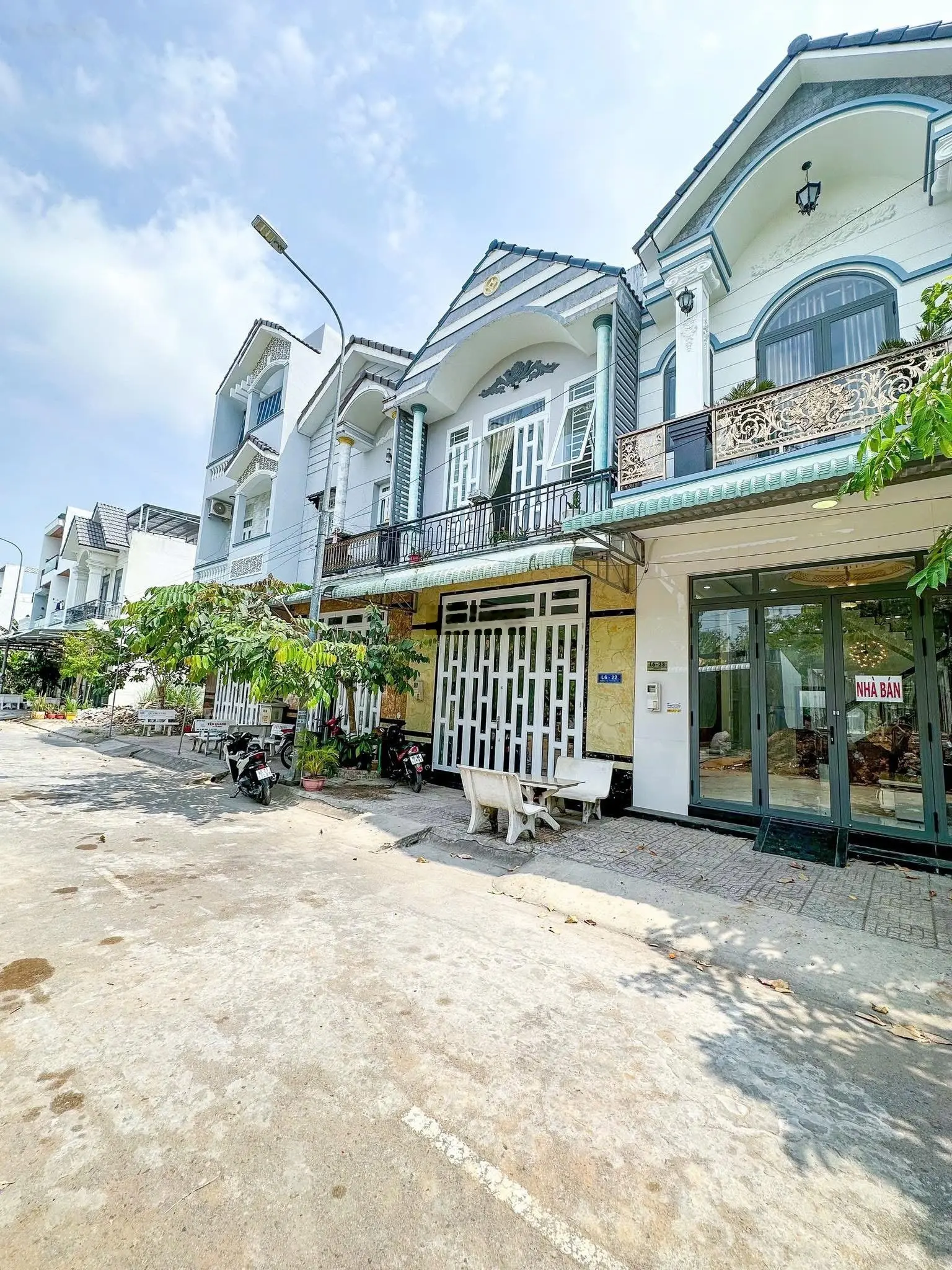Bán nhà trệt lầu full nội thất - KDC Văn Hóa Tây Đô - Cái Răng