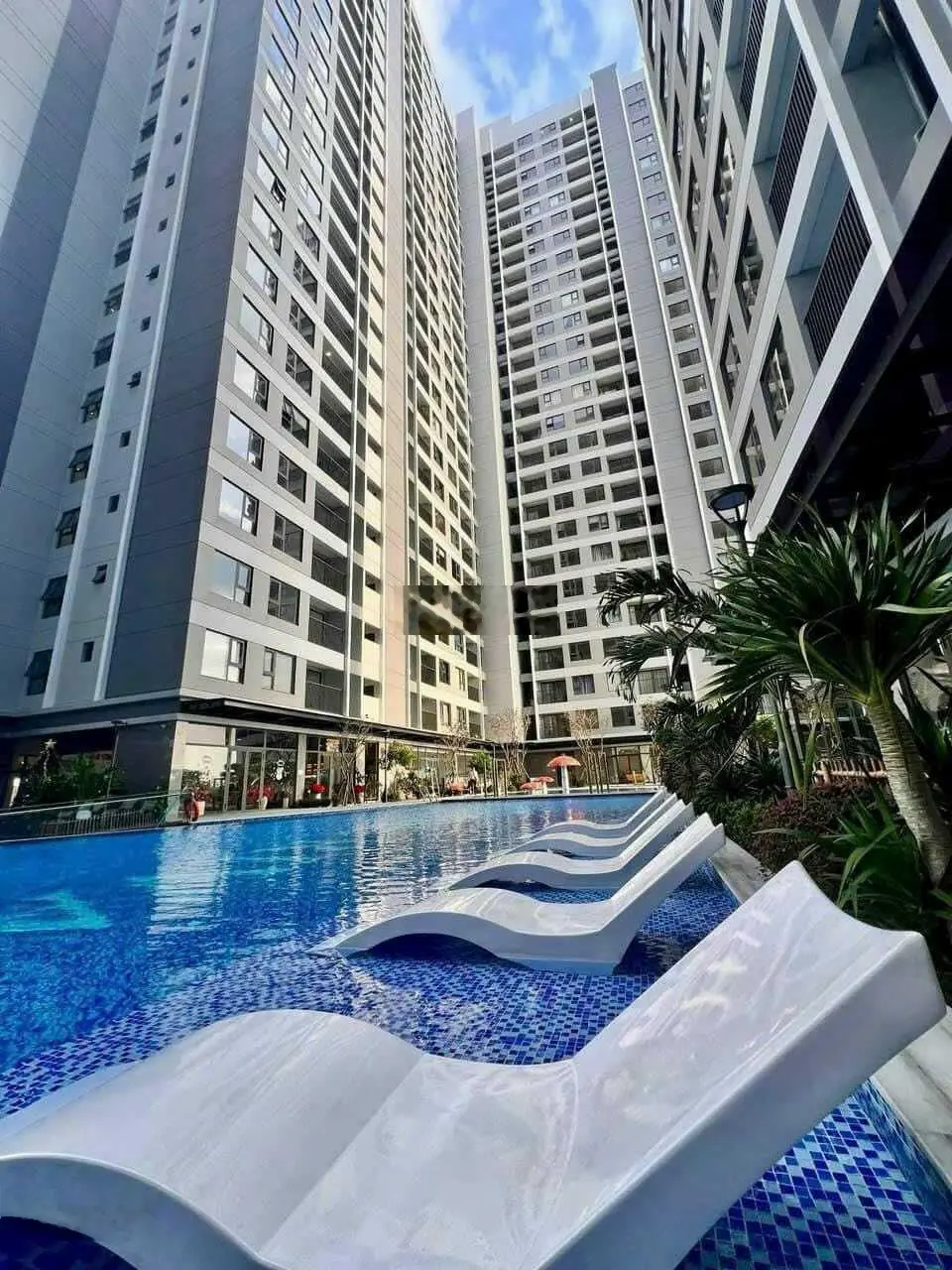 Cần bán Rivana 2PN 71m2 2,3 tỷ tầng trung nội khu bao hết thuế phí ân hạn gốc 12 tháng vay bank