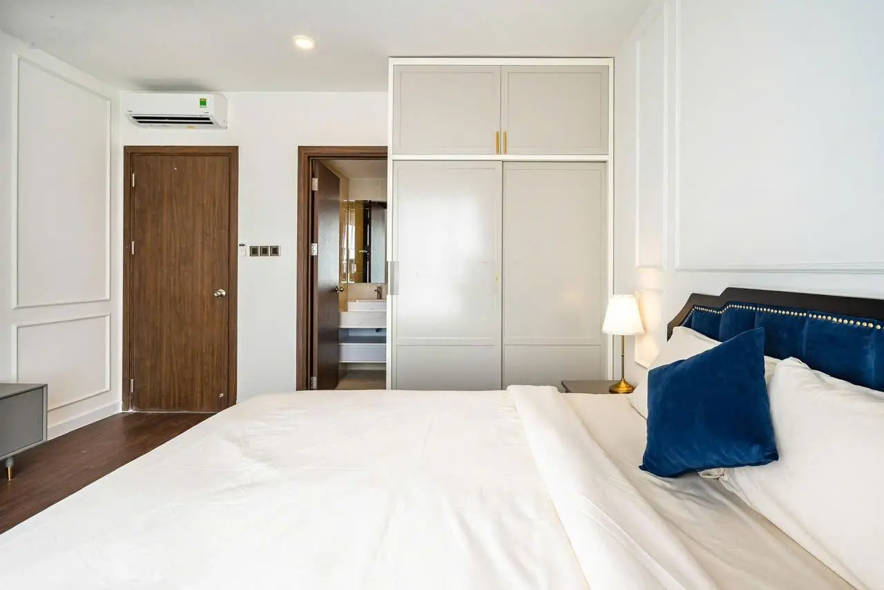 Bán căn LUCKY Quận 6 2PN 2WC 80m2, view cao, thoáng. hướng về Q1. Giá 3.9 tỷ. LH 0901 391 ***