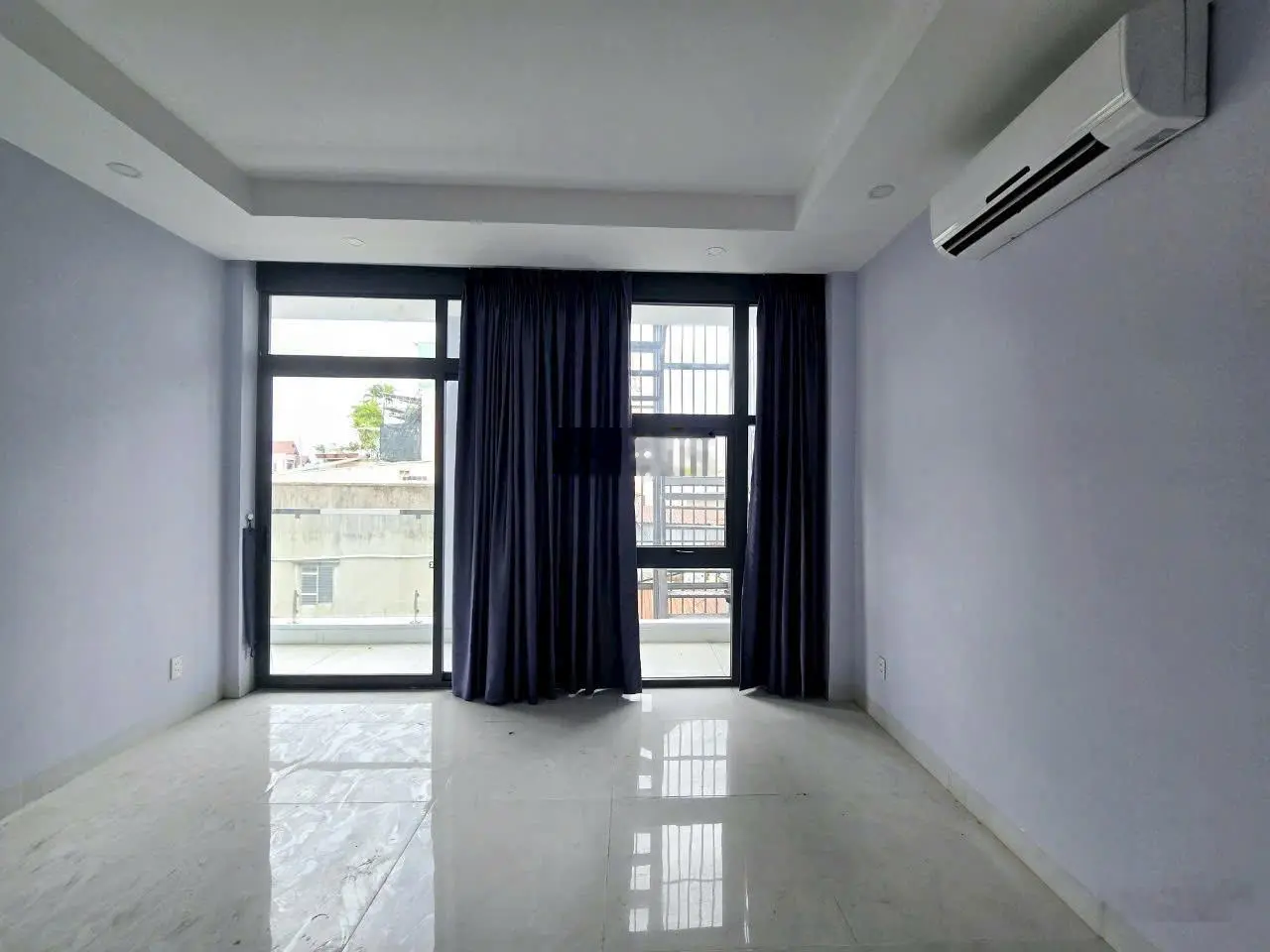 Bán toà nhà 2 mặt tiền Hồ Bá Phấn P. Phước Long A - 10x22m(737m2 sàn) - Hầm 6 tầng - Giá 33 tỷ