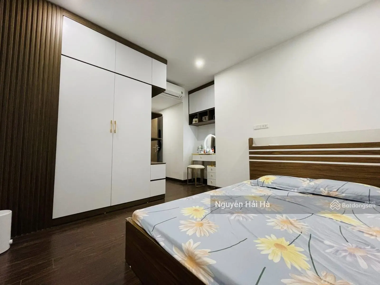 O968127636 Bán căn ở toà Hồ Gươm Plaza, Hà Đông 76m2, 2 ngủ - full nội thất cực đẹp - có sổ đỏ
