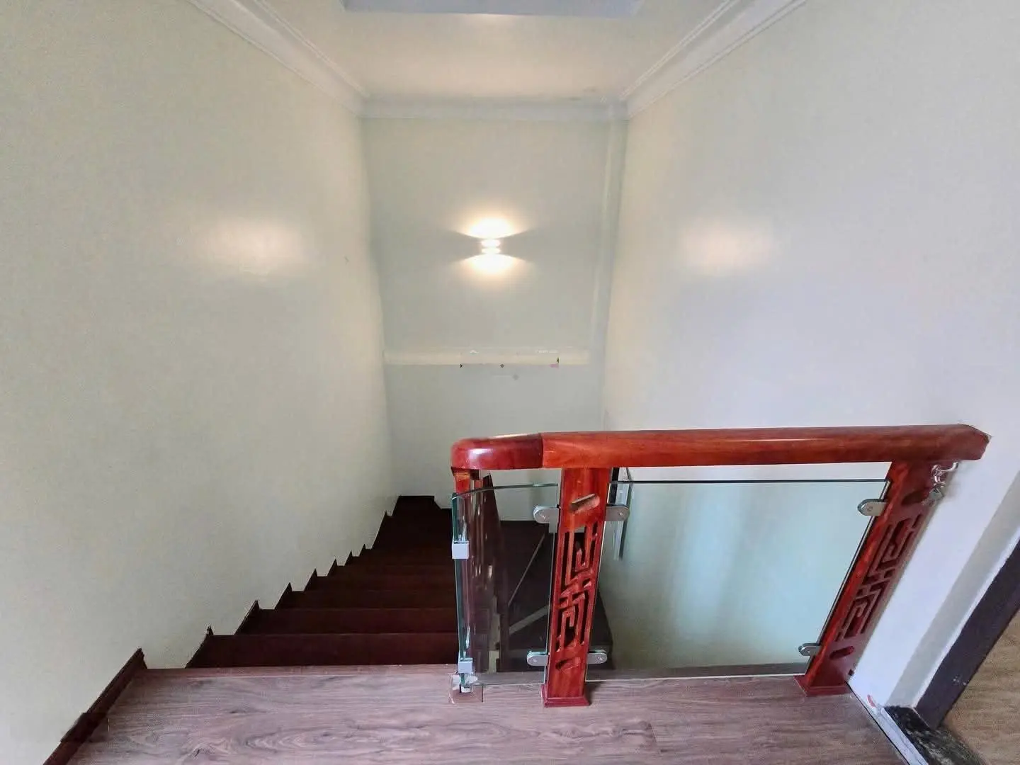 Nhà riêng Vũ Trọng Phụng ô tô đỗ cửa, lô góc 2 thoáng, sổ nở hậu, full nội thất, không quy hoạch