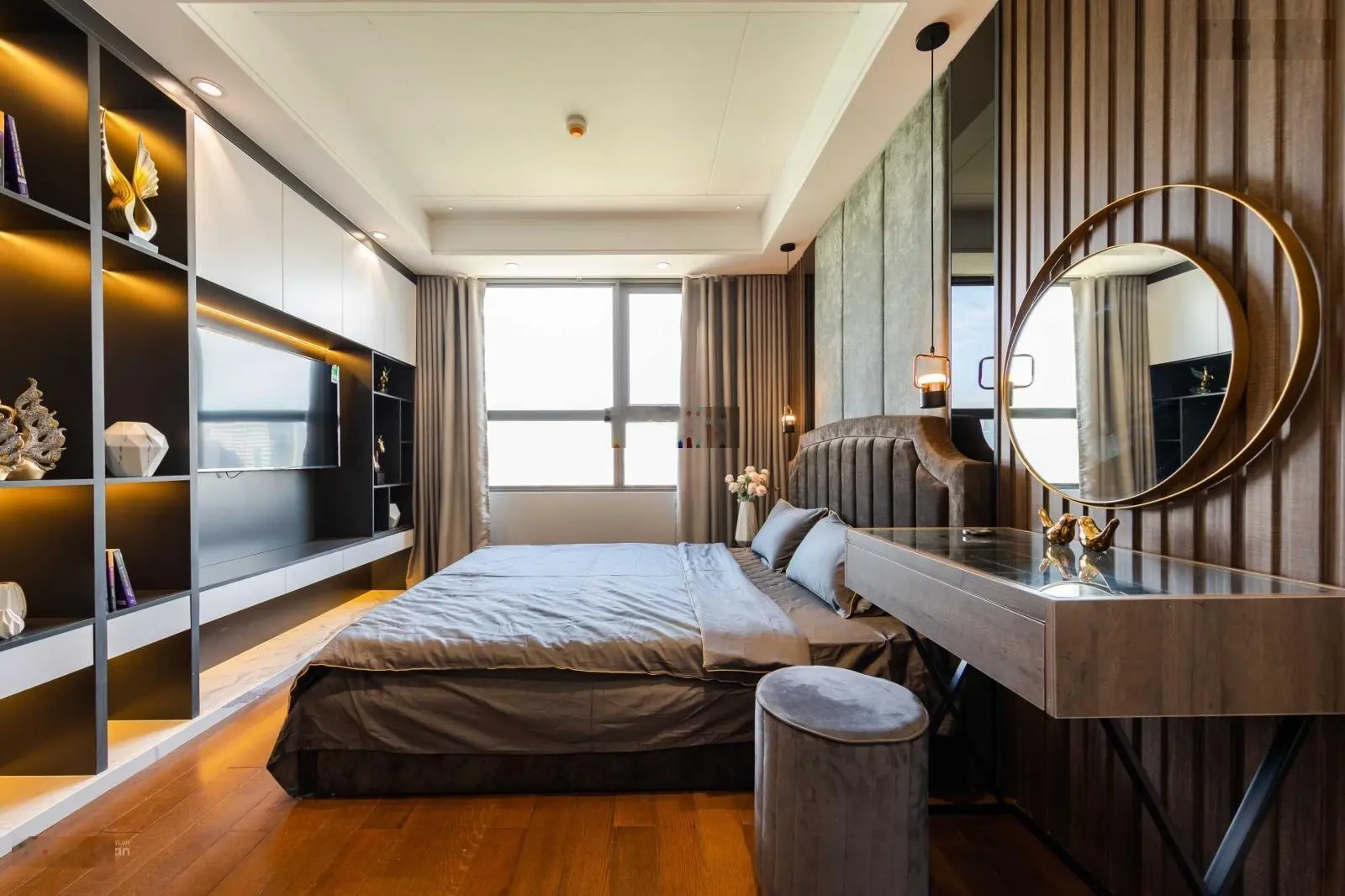 Cần bán CHCC The Harmona, Q. Tân Bình, DT 84m2, 2PN, giá 3 tỷ 450, LH: 0902 369 ***