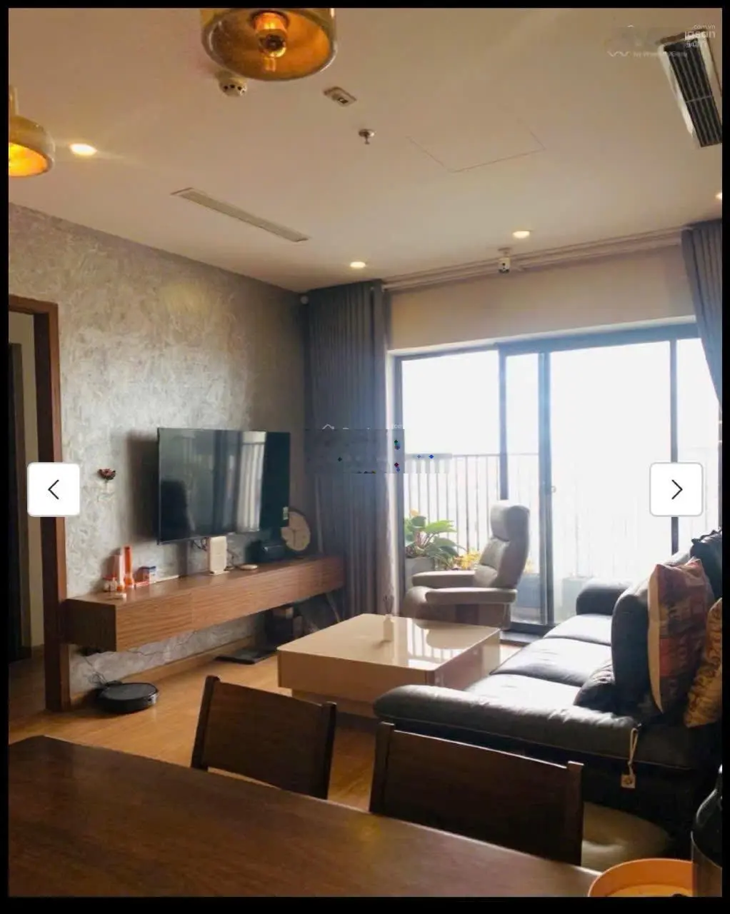 Chính chủ bán căn lotus Sài Đồng view nội khu BC Đông Bắc. 75m2,2ngủ, 2vs. Giá: 4tỷ. Full nội thất