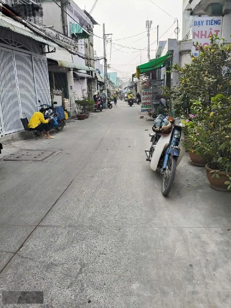 Bán nhà 3 tầng ngay MT đường Tô Ngọc Vân, phường Thạnh Xuân, Q12,63m2(4,5x14).Đường 5m.Giá 6,2tỷ