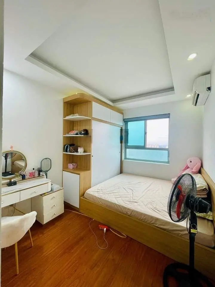 Bác Thủy bán Căn hộ P1402 gần phố Trần Đăng Ninh, 67m2, Căn góc, Ở sướng