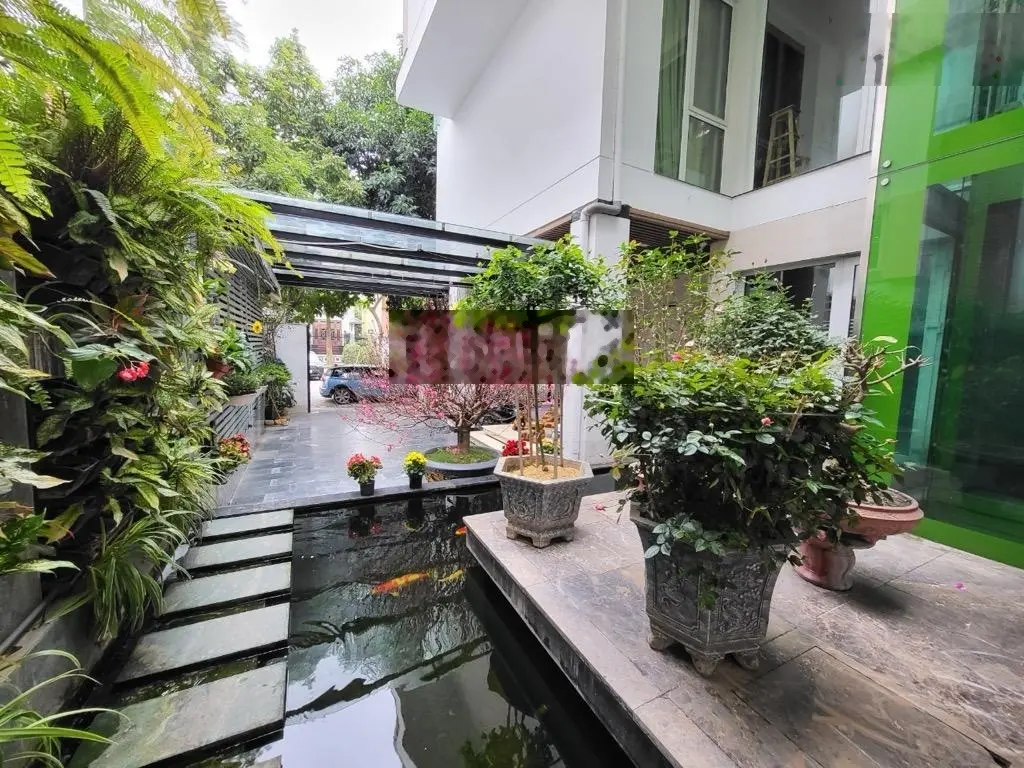 Cần bán Biệt thự KĐT Bán Đảo Linh Đàm diện tích 250m, 4 tầng giá 68 tỷ