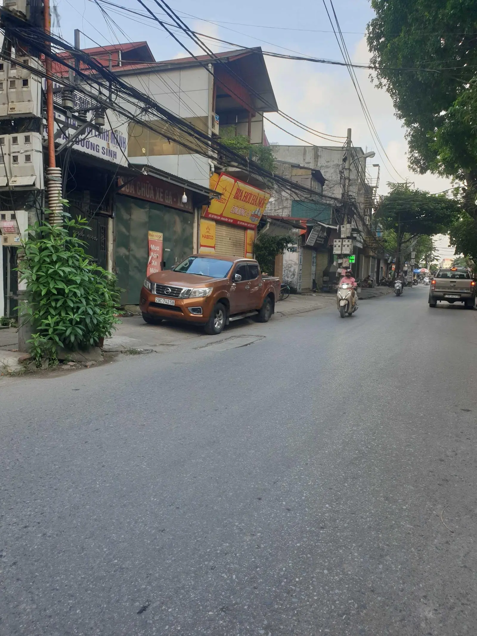 Bán gấp nhà cấp 4 mặt phố Thúy Lĩnh 200m, mặt tiền 6,2m, chỉ 20tỷ, sổ đỏ vuông đẹp, ko qh, ko lỗi