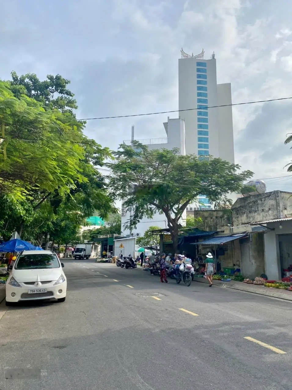 Bán đất mặt đường Dương Hiến Quyền - P. Vĩnh Hòa - TP. Nha Trang. DT 761m2 giá 59trđ/m2