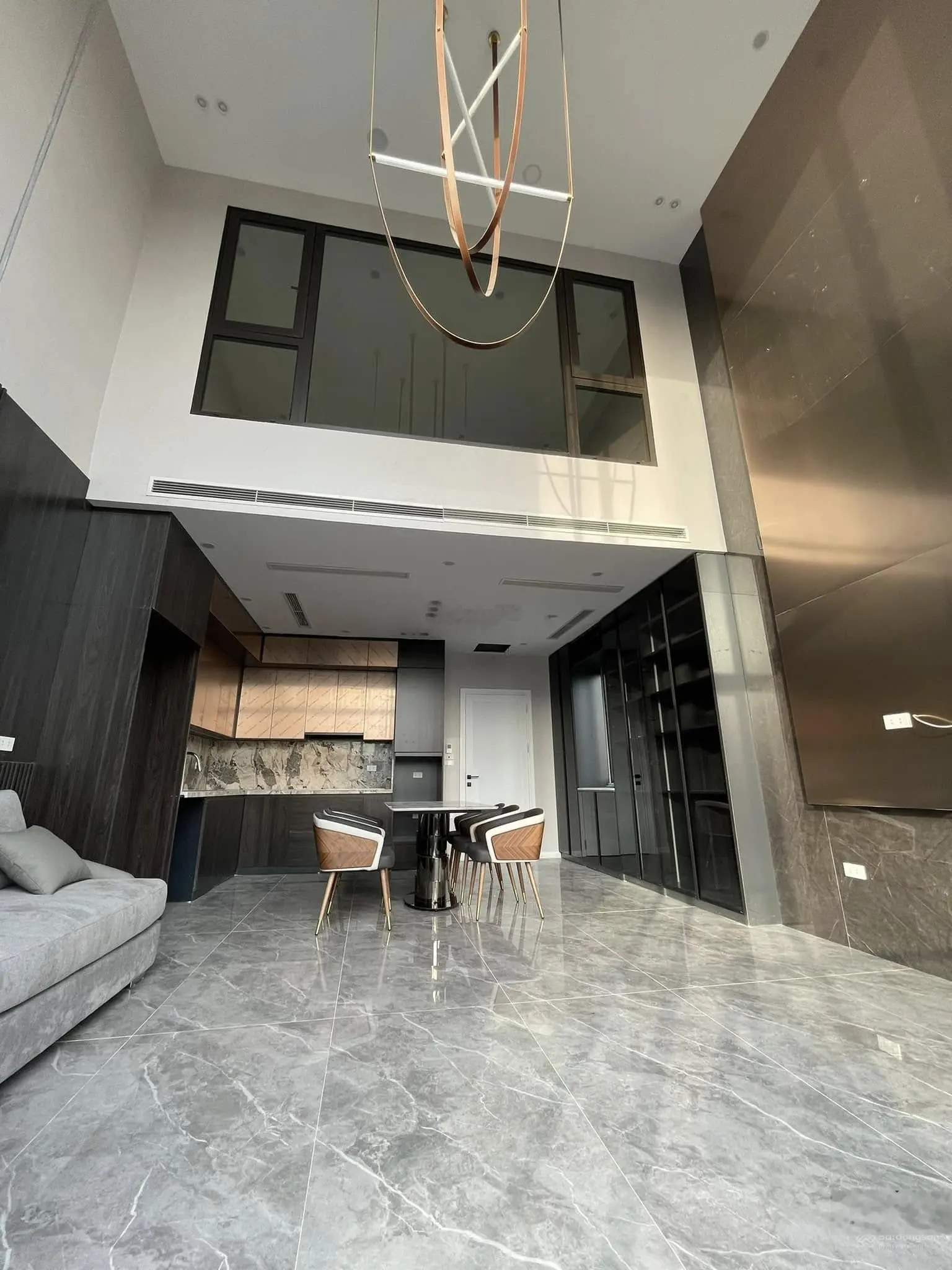 Nhà phố Tư Đình, 72m, PL quân Đội, 7 tầng, thang máy, gara ô tô, full nội thất cao cấp 19.9 tỷ.