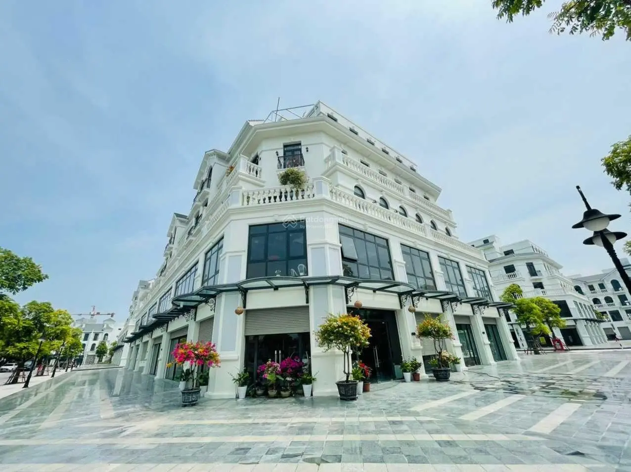 Chính chủ bán liền kề TMDV Hải Âu 16 - 15 - trung tâm phố đi bộ chợ đêm Vinhomes Ocean Park