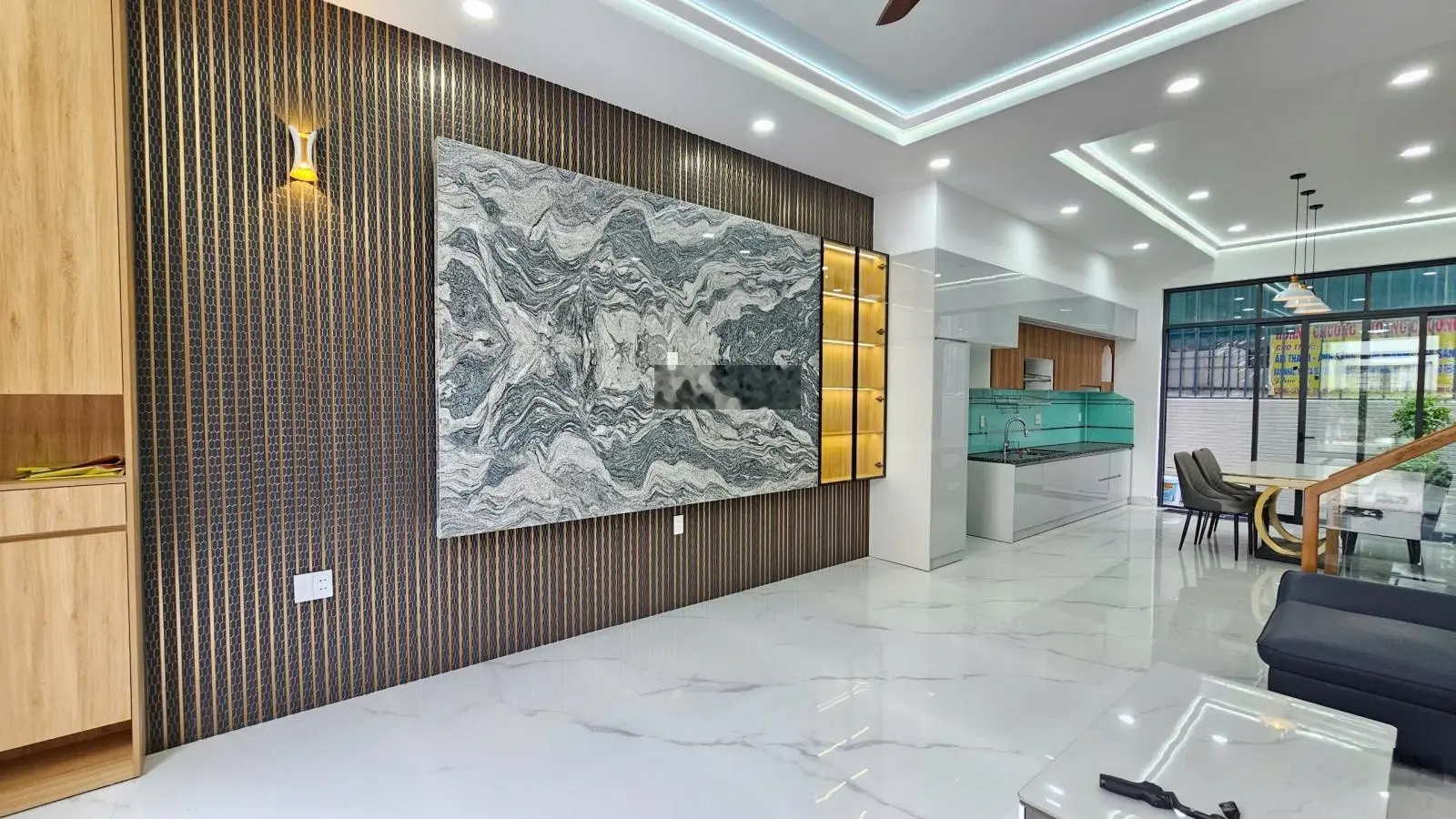 Nhà hoàn công: 6tỷ200, nhà 1 trệt 3 lầu full nội thất KDC đẹp cạnh Làng Đại Học Quốc Gia TP. HCM