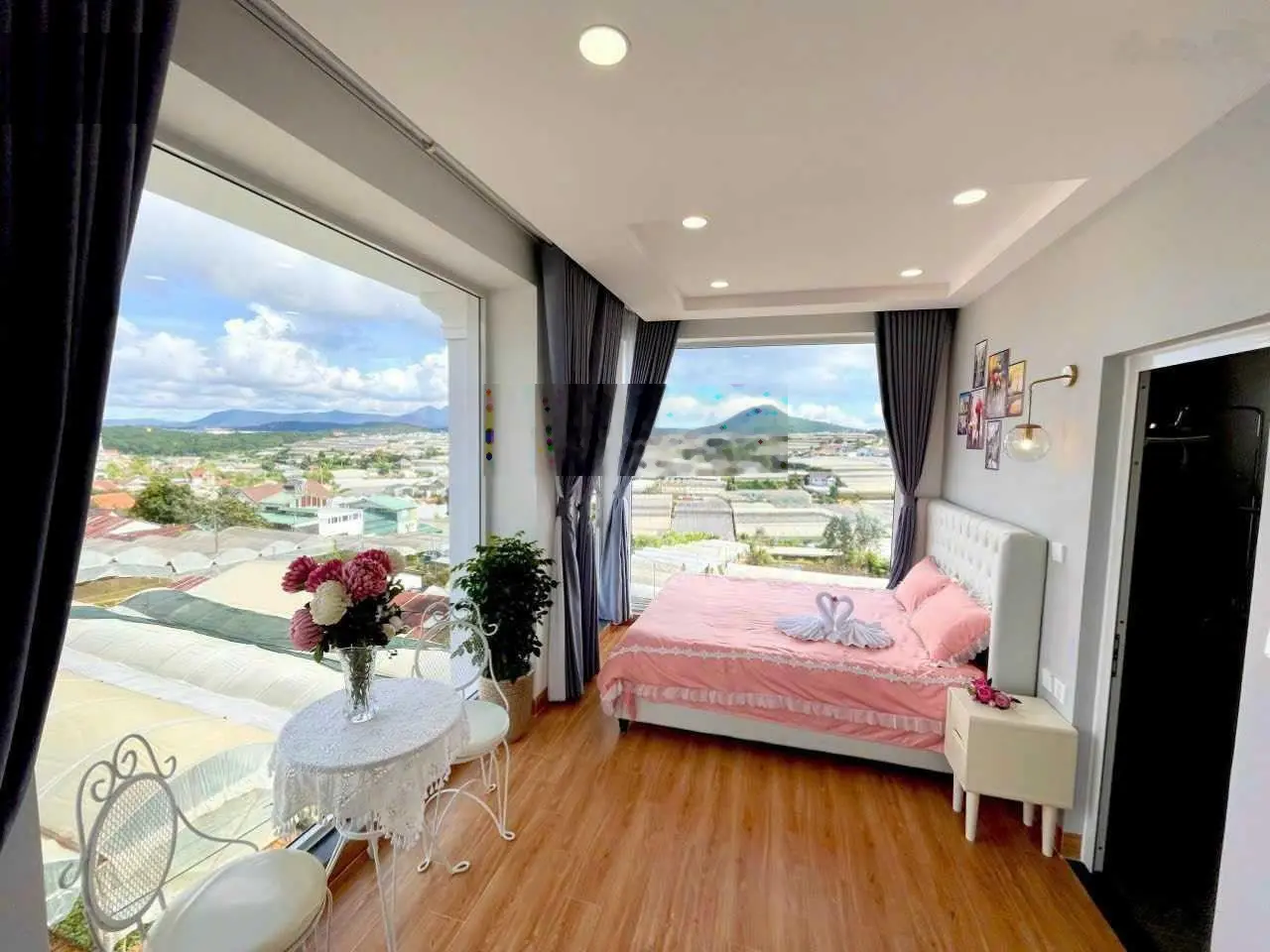 Villa sân vườn góc 2MT Trịnh Hoài Đức P11 200m2 3 tầng khai thác 80 - 100tr/tháng view thoáng đẹp