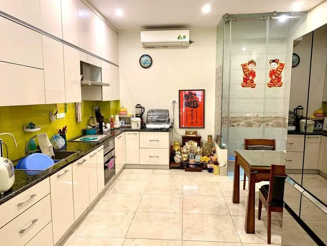 Bán nhà phân lô Lạc Trung, ôtô tránh mở VP kinh doanh đỉnh DT 67/70m, 4T, mt 4.5m. Giá 20.8 tỷ