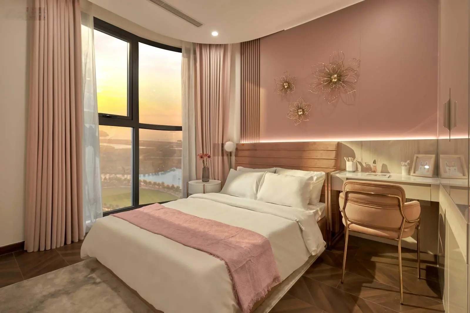 Bán căn hộ 2PN 2WC 80m2 cao cấp The Beverly tại Vinhomes Grand Park. Liên hệ 0828/030/977 Thiện