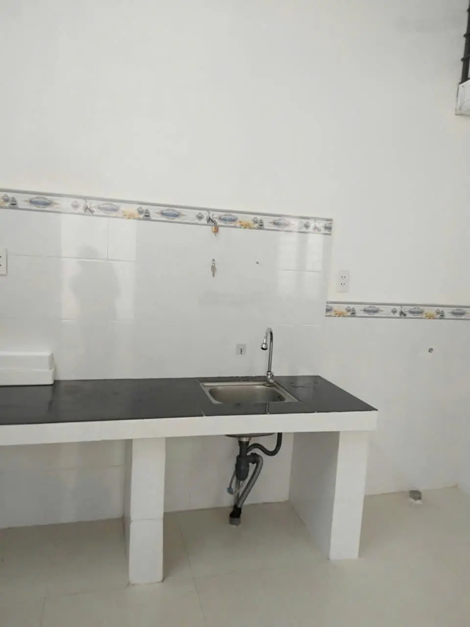 Bán dãy trọ 4 phòng khu dân cư Bá Tùng 2 kiên cố