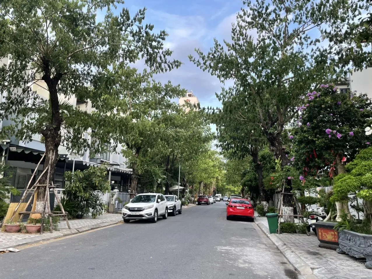 Bán biệt thự Euro Village, 37 tỷ, 300m2, view đẹp, nội thất đầy đủ