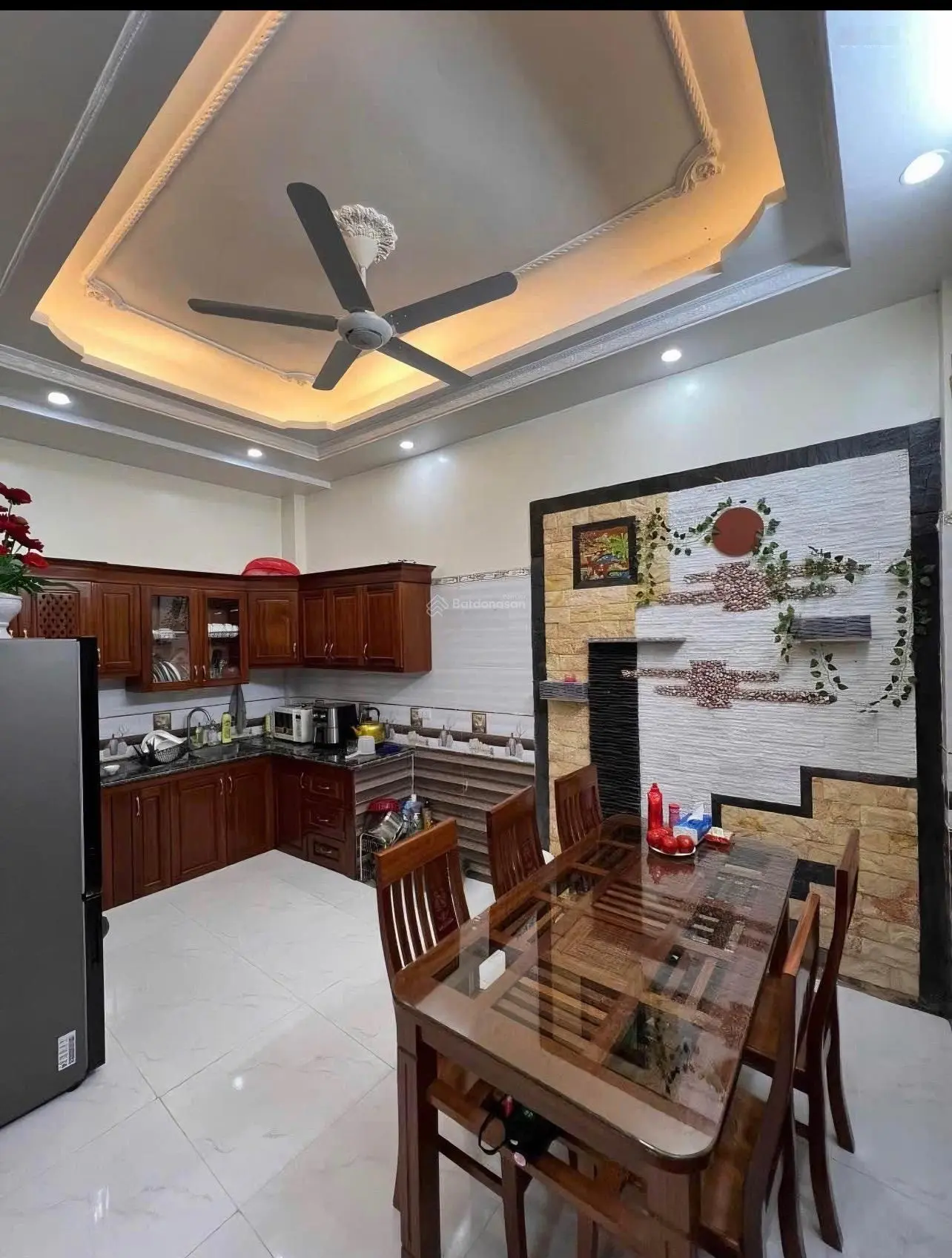 Bán nhà Ngõ Quỳnh, ngõ thông, gần ô tô, trước nhà 2.5m, nhà đẹp, 42m2, 6 tỷ