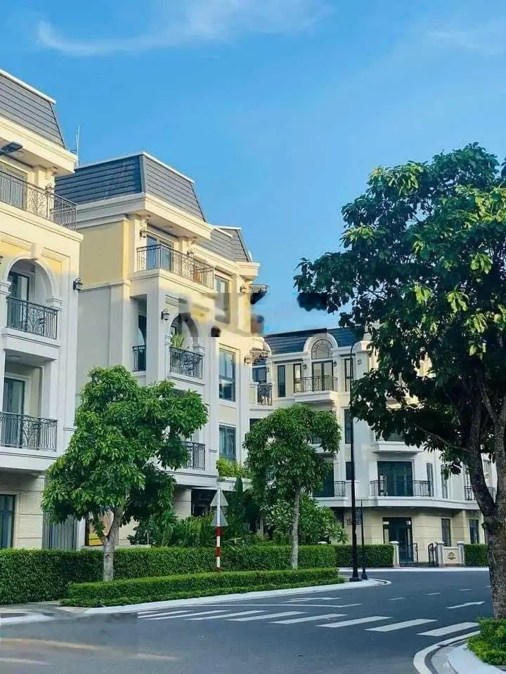 Độc Quyền - Bán 5 căn The Classia suất ngoại giao A2 đến A7 . DT 5x19.6m view trực diện hồ bơi.