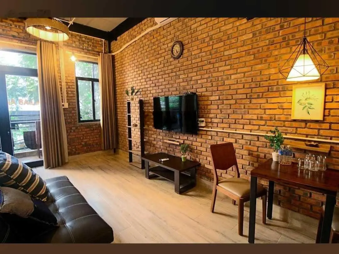CĂN HỘ VIP PHỐ TÂY ĐÀ NẴNG- 90M2- 4 TẦNG- 7 PHÒNG CHO THUÊ FULL KHÁCH TÂY- DOANH THU 80TR/ THÁNG