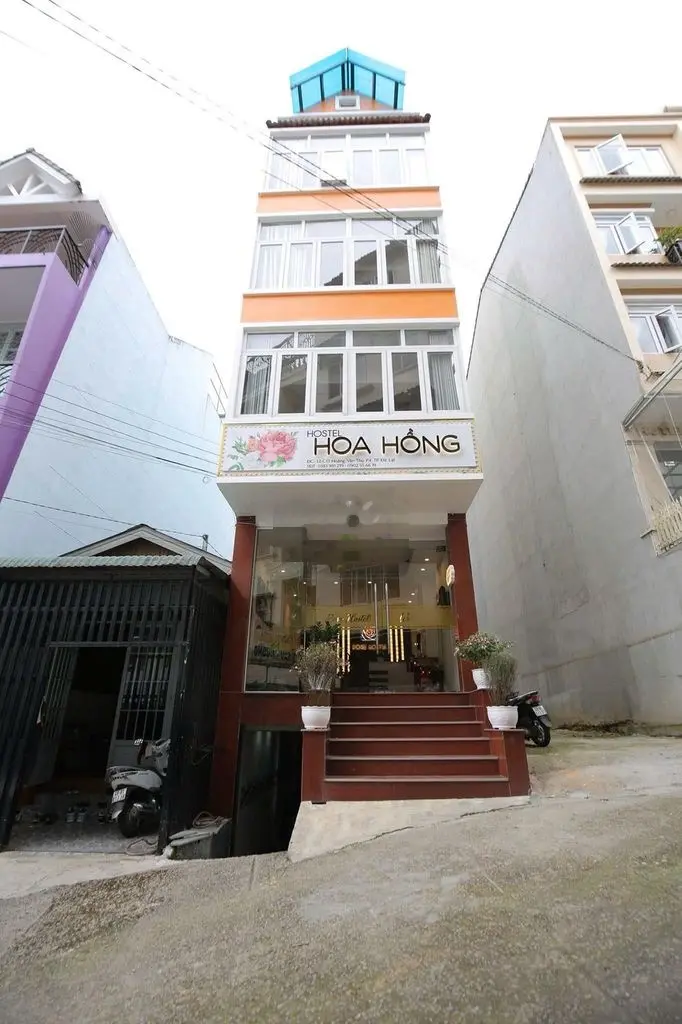 Khách sạn KQH cách chợ Đà Lạt 1km 6 tầng 12 phòng kinh doanh