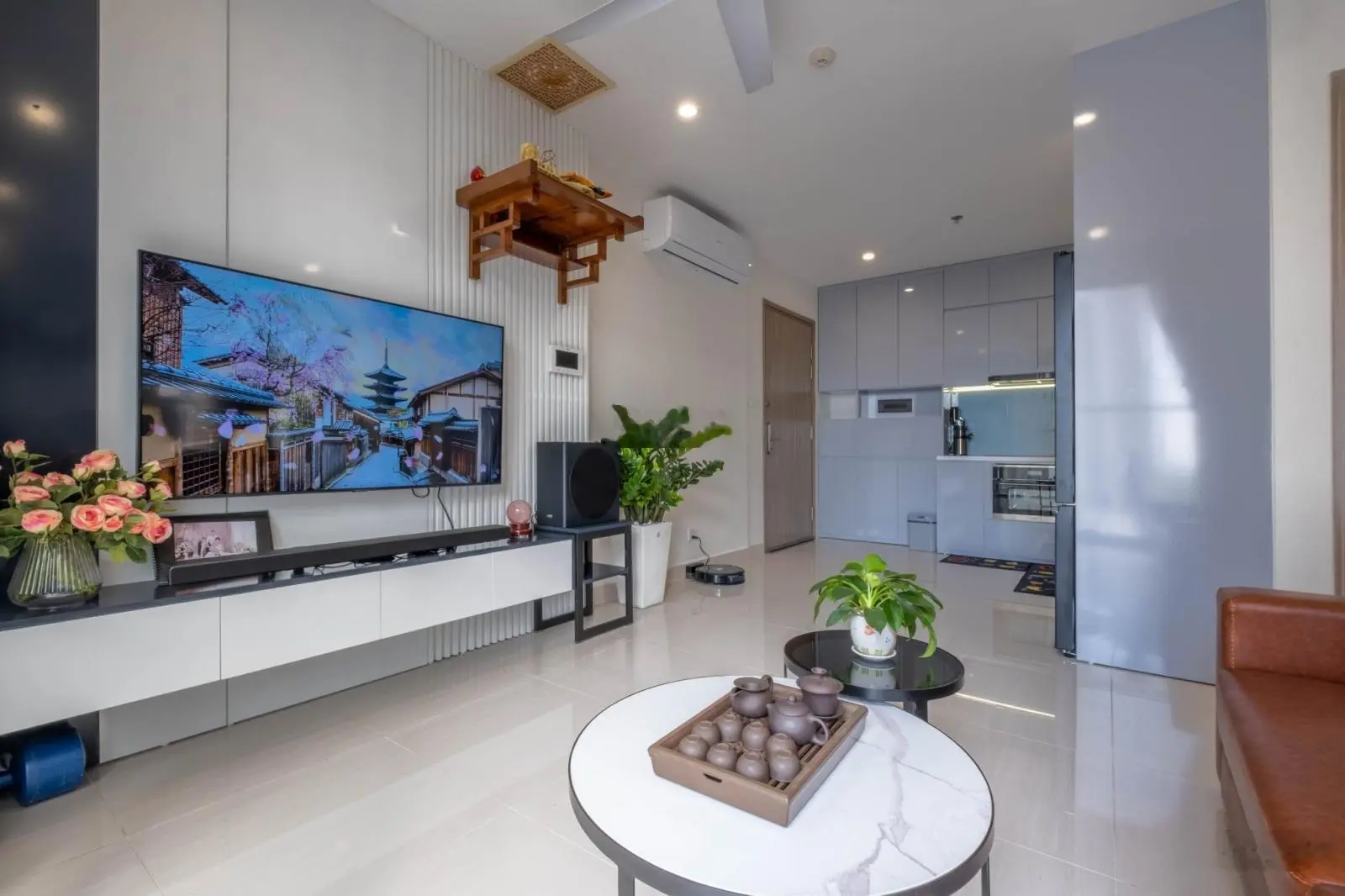 Cực Hiếm căn hộ 2PN+1 diện tích 70m2 Full nội thất giá chỉ 2,85 tỷ Tại Vinhomes Ocean Park Gia Lâm