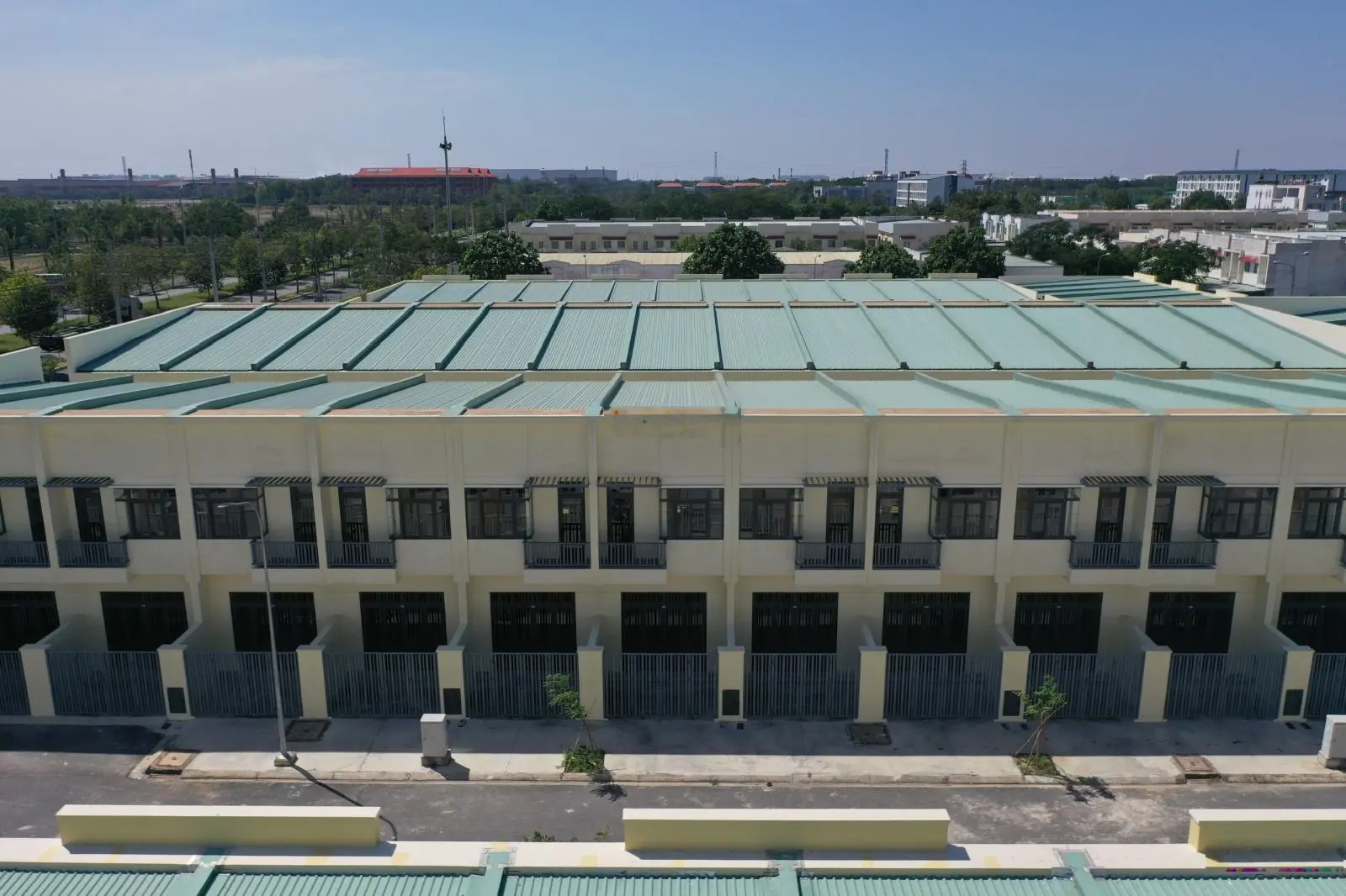 Chỉ với 480 triệu sở hữu ngay căn nhà phố 1 trệt 1 lầu trong khu công nghiệp Phước Đông
